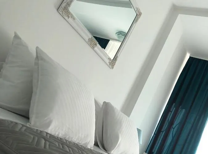 Centrum アパート スボティツァ